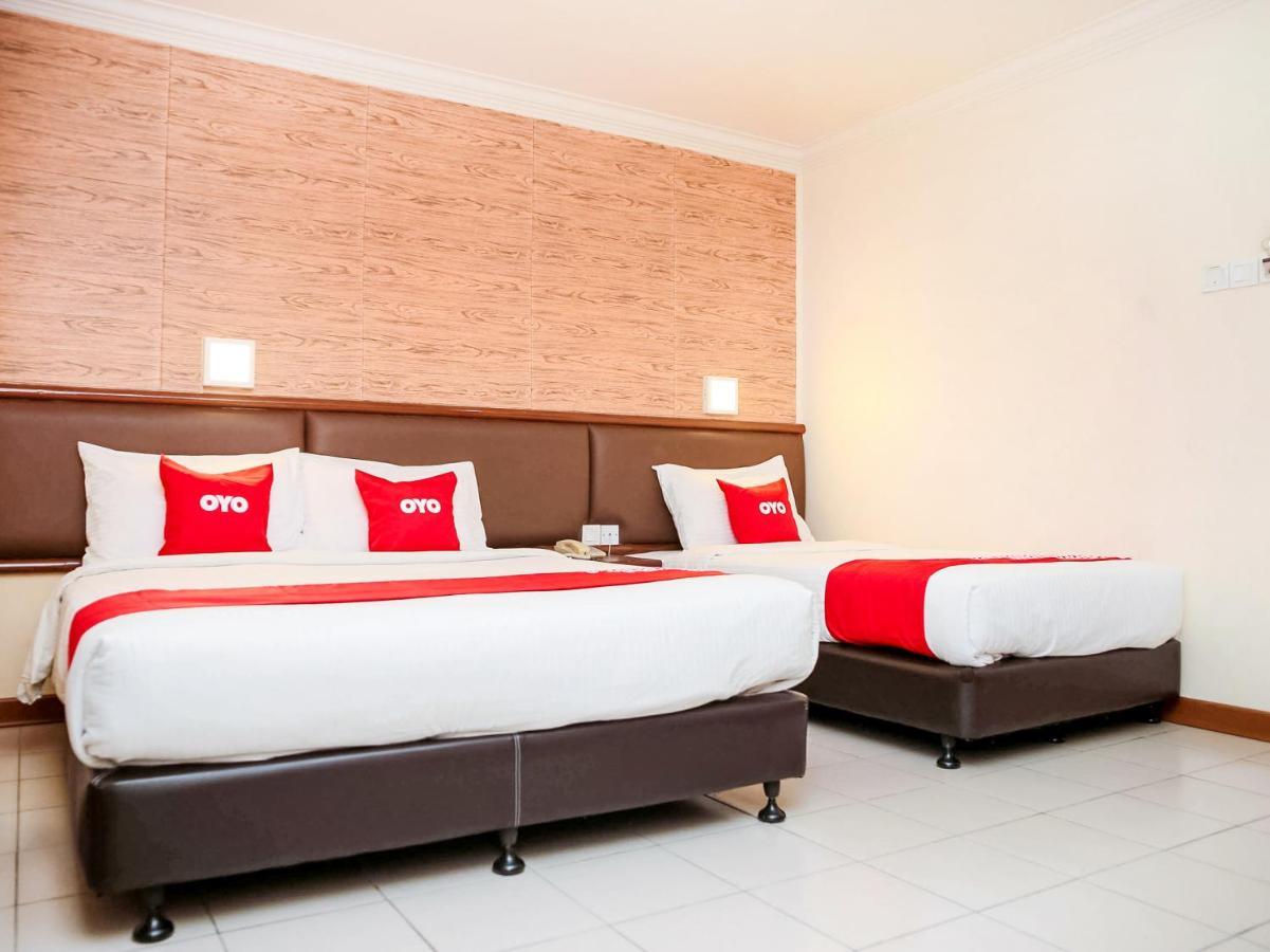 Oyo 90104 Lady Anne Hotel Sandakan Exterior photo