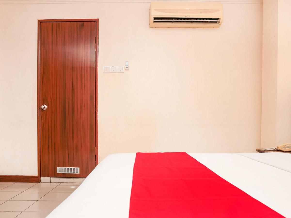 Oyo 90104 Lady Anne Hotel Sandakan Exterior photo
