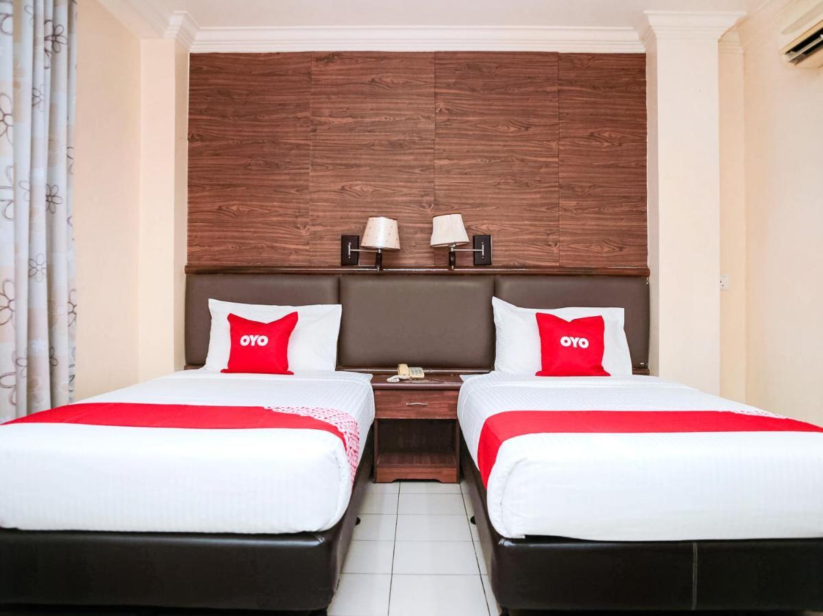 Oyo 90104 Lady Anne Hotel Sandakan Exterior photo
