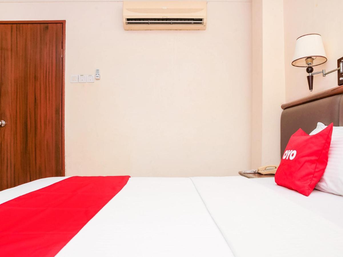 Oyo 90104 Lady Anne Hotel Sandakan Exterior photo